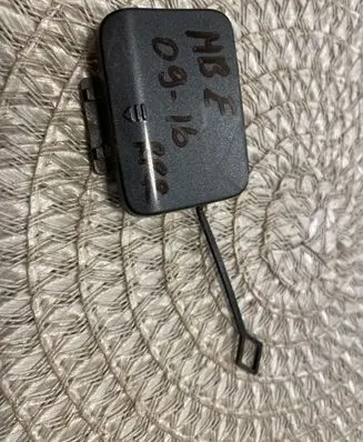 Mercedes-Benz E W212 Rear bumper row hook cap/cover A2128850326