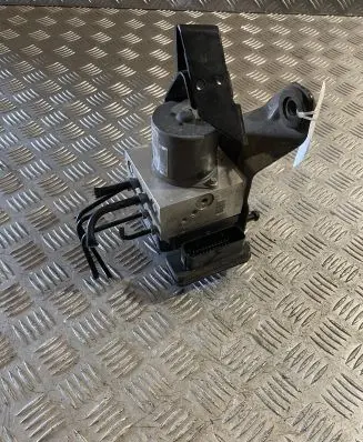 Mercedes-Benz GLE (W166 - C292) ABS Pump A1664313112 A1669013400