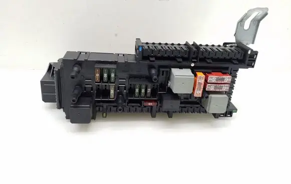 Mercedes-Benz E W212 Fuse module 5DK009620 2129003901 2125454032