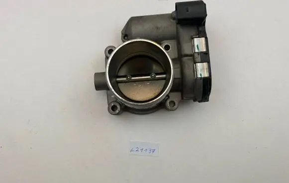 Audi Q5 SQ5 Throttle valve 06K133062AG