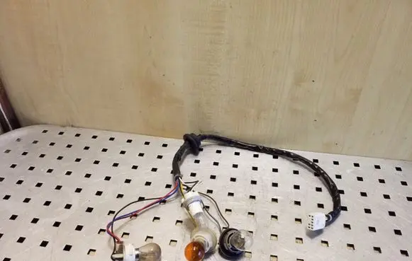 Tail light part