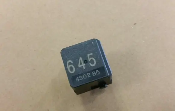 Audi A3 S3 8V Other relay 4H0951253A