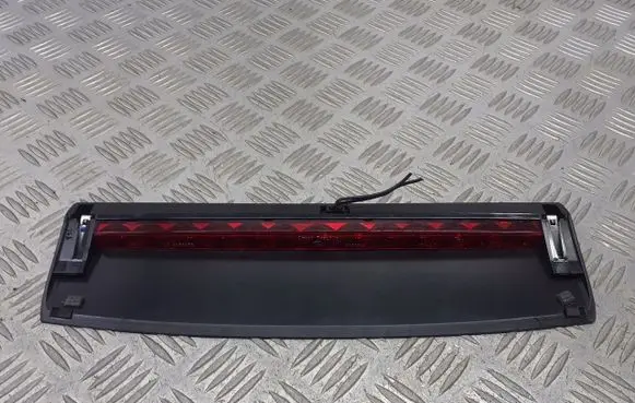 Skoda Octavia Mk1 (1U) Third/center stoplight 1U61945097B