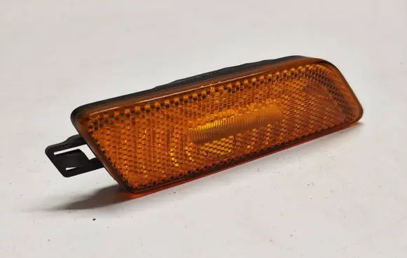 Porsche Macan (95B) Front reflector 95B945120