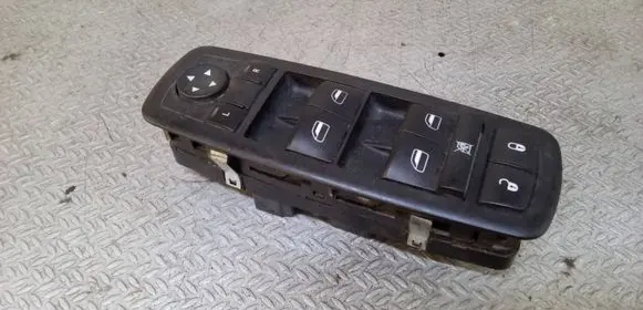 Volkswagen Routan Electric window control switch 68020397AD