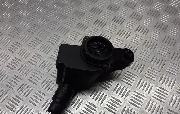 Audi A2 Oil breather separator 036103464G