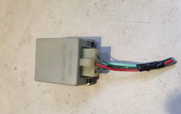 Honda FR-V Window washer relay 