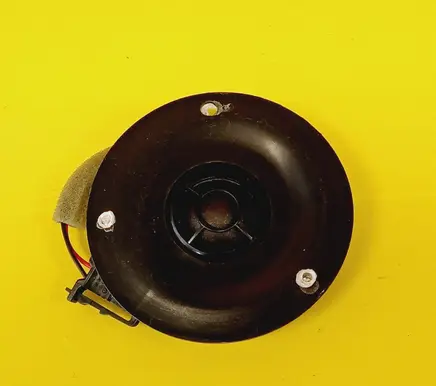 Volkswagen Fox Front door speaker 5Z0035411