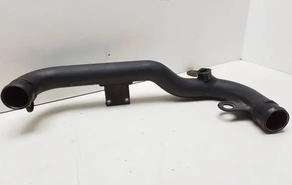 Audi A4 S4 B5 8D Intercooler hose/pipe 8D0145840M