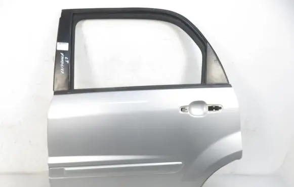 Chevrolet Equinox Rear door