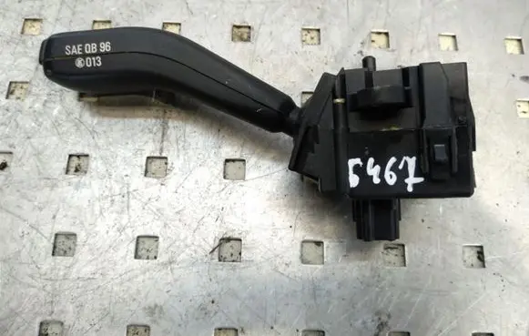 BMW 5 E39 Indicator stalk 8363668