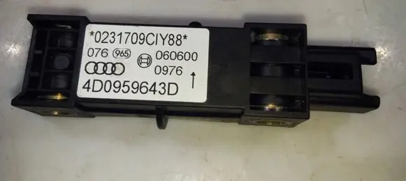 Audi A8 S8 D2 4D Airbag deployment crash/impact sensor 4D0959643D 0231709CIY88