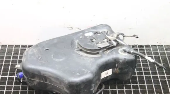 Land Rover Range Rover Sport L494 AdBlue liquid reservoir FPLA5J228A