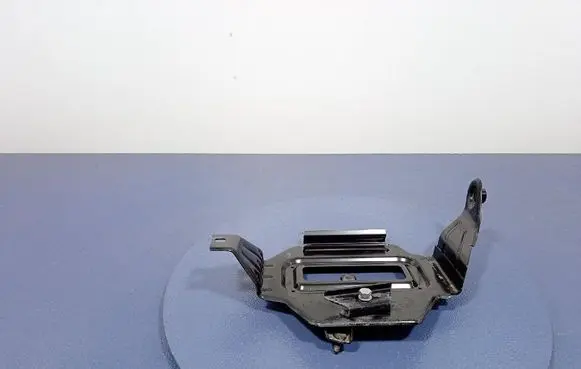 BMW X6 M Battery box tray 6827076