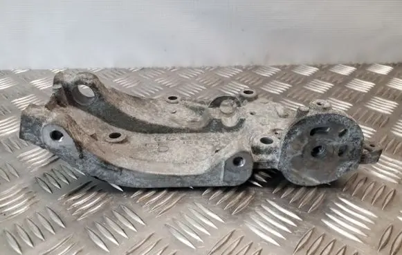 Generator/alternator bracket