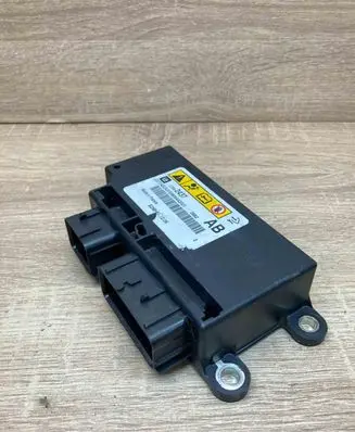 Opel Zafira C Airbag control unit/module 13582437 AS2437EM064A2021