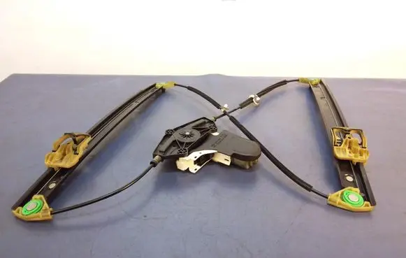 Audi A8 S8 D4 4H Front door window regulator with motor 4H0837461B