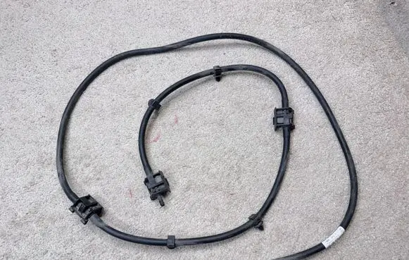 Mercedes-Benz E W213 Headlight washer hose/pipe A2138608900