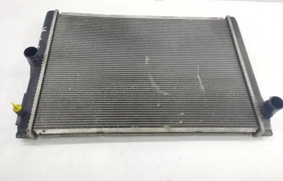 Toyota Auris E180 Coolant radiator MF4221343070