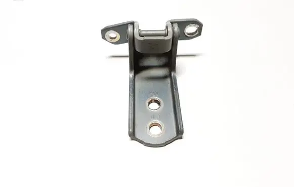 Suzuki Grand Vitara II Front door upper hinge 63J