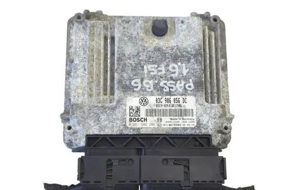 Volkswagen PASSAT B6 Engine control unit/module 03C906056DC 1039S12209 0261S02286
