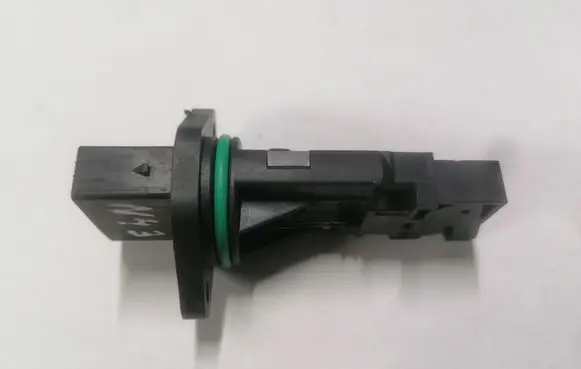 BMW 1 E81 E87 Mass air flow meter 481272B 1238 F00C2G2054
