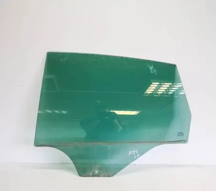 Seat Altea XL Rear door window glass E943R004524