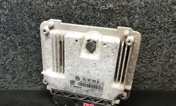 Volkswagen PASSAT B7 Engine control unit/module 03L907309AE