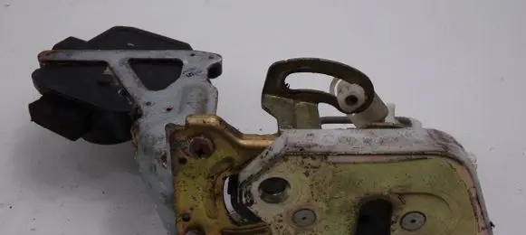 Mitsubishi Galant Rear door lock