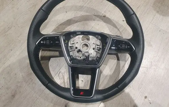 Audi e-tron Steering wheel 4K0419091F