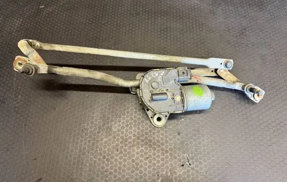 Audi A6 S6 C6 4F Front wiper linkage and motor 3397020928 16101108 1J1955023
