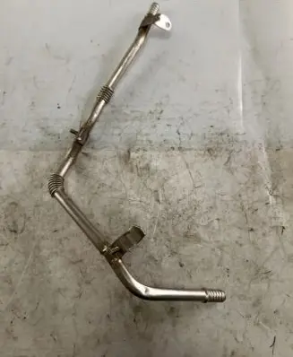 Suzuki Grand Vitara II EGR valve line/pipe/hose
