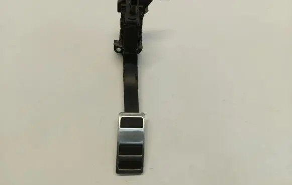 Ford Mustang Mach-E Accelerator throttle pedal LJ9C-9F836-CA