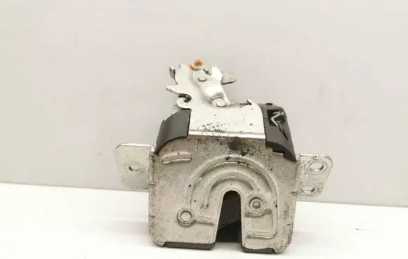 Mitsubishi Colt Tailgate/trunk/boot lock/catch/latch MR959190