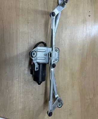 Hyundai ix35 Front wiper linkage and motor