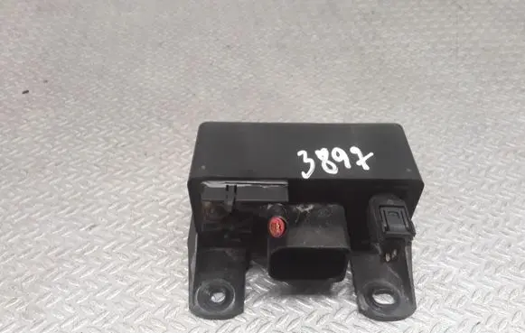 Mercedes-Benz C W203 Glow plug pre-heat relay