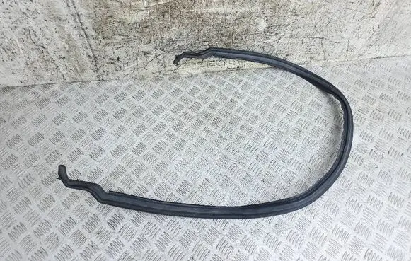 BMW 5 E60 E61 Engine compartment rubber 7034163 06527034163