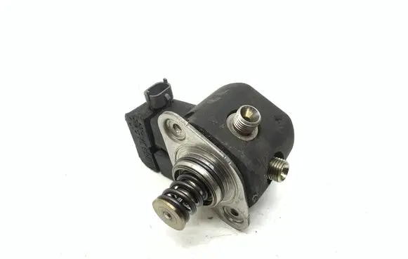 Jaguar XK - XKR Fuel injection high pressure pump 8W939D376AF 0261520135