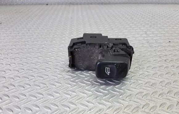 Volvo S60 Electric window control switch 8685288
