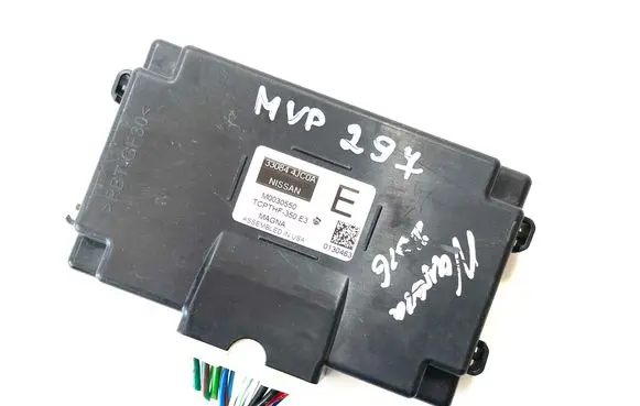 Nissan Navara D23 Gearbox control unit/module 330844JC0A