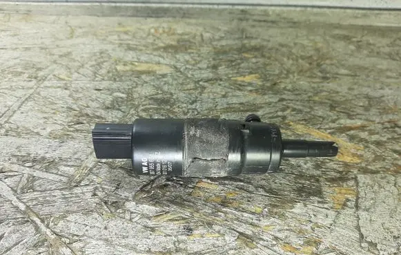 Audi A6 S6 C6 4F Windscreen/windshield washer pump 3B7955681 00101612V
