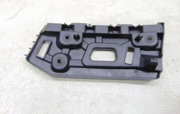 Dacia Dokker Front bumper mounting bracket 622227706R