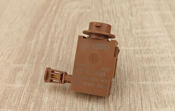Audi A5 Air quality sensor 4H0907658A