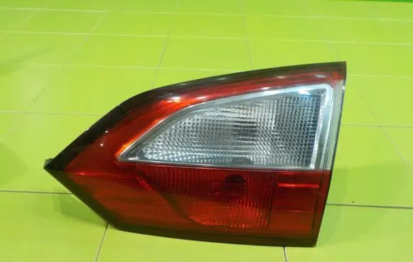 Ford Grand C-MAX Rear/tail lights 
