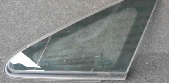 Opel Zafira B Front triangle window/glass AS2 43R007951