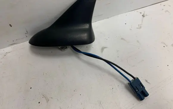 Opel Insignia A Aerial GPS antenna 13241308