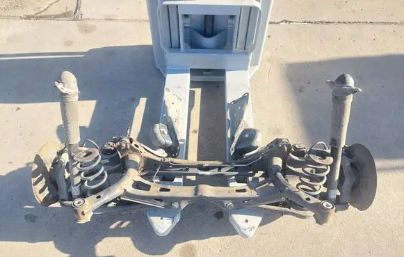 Volkswagen PASSAT B8 Rear axle beam vw passat b8 galinis tiltas komplekte