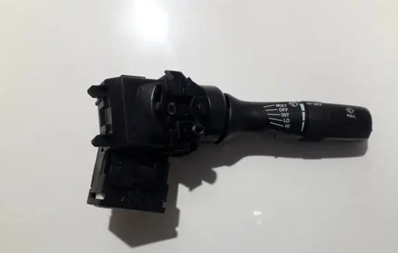 Lexus IS 220D-250-350 Wiper control stalk 17f111 173848