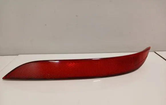 Rear tail light reflector