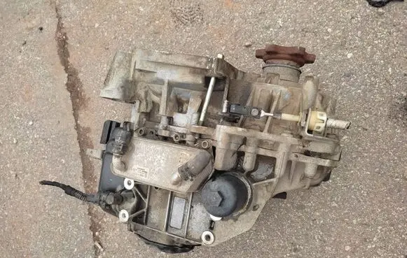 Volkswagen Caddy Automatic gearbox syb